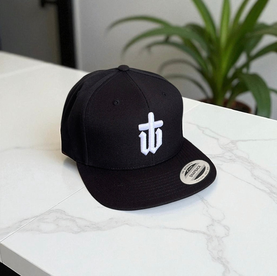 CLASSIC FLAT PEAK - BLACK
