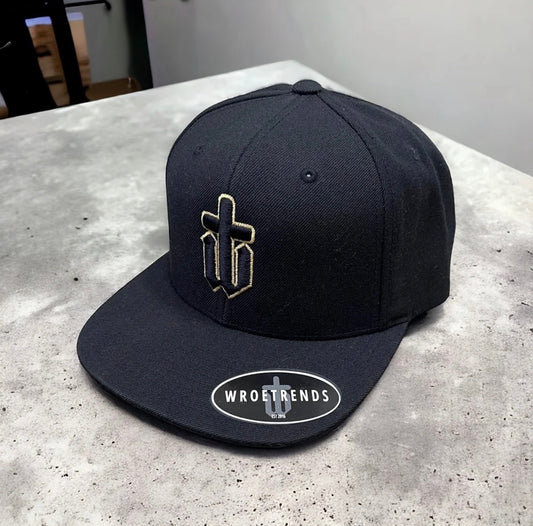 BLACK & GOLD CLASSIC FLAT PEAK