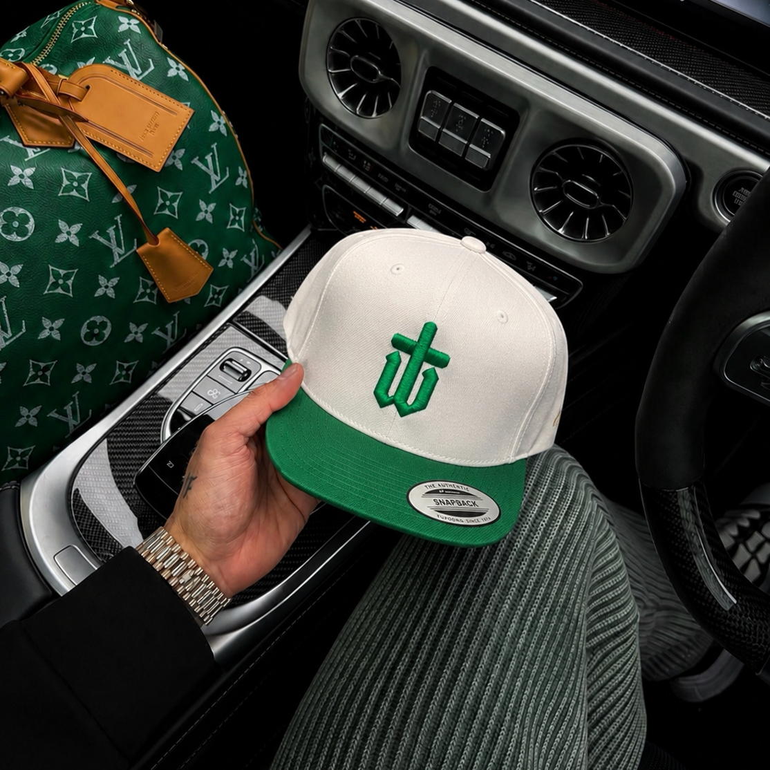 CLASSIC TWO TONE CAP
